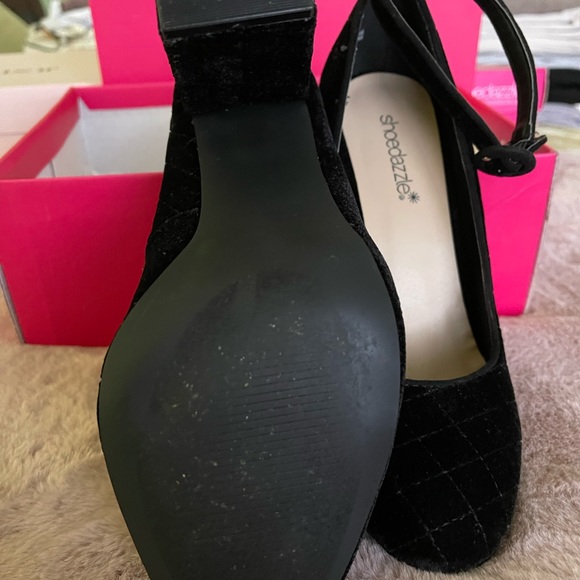 Maryjane block heels. Just like new. - Picture 4 of 5